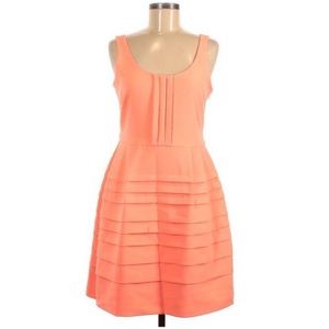 Jessica Simpson | EUC Sleeveless Pleated Cocktail Dress in Peachy Coral